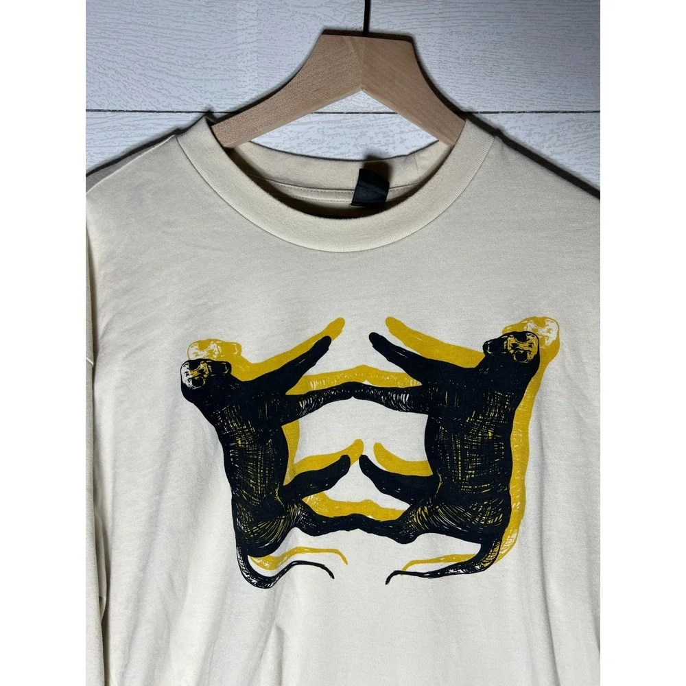Levi's Men's Medium Cream White Long Sleeve T Shirt Skull Lion Graphic